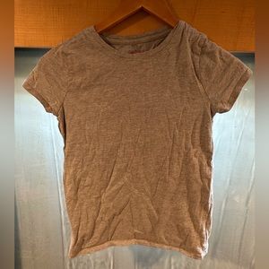 Plain grey tshirt